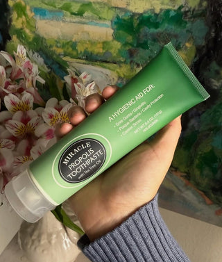 Two Pack of Natural Toothpaste Containing Propolis and Tea Tree Oil