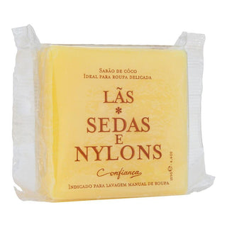 Confiança Sabão De Coco Para Nylons E Sedas Embalagem 125 G