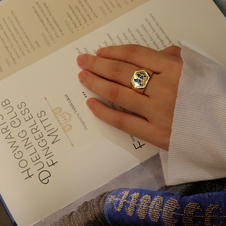 CASEY BUTTERFLY RING