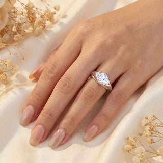 Lumière Rhombus 3.5CT Moissanite Engagement Ring Gold