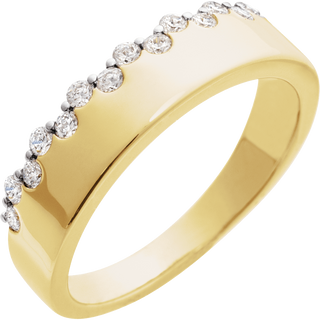 L’Allure Élégante Diamond Pavé Band Ring