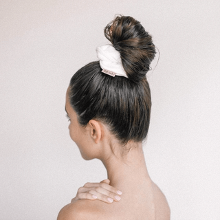 Kitsch Towel Scrunchie White