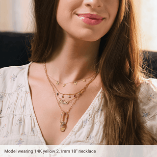 Maillon Serein gold paperclip chain, alternate view