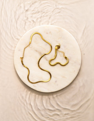 Liquid Herringbone Chain Necklace
