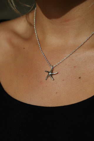 SILVER STARFISH NECKLACE
