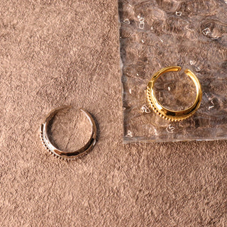 BAILE CRYSTAL RING
