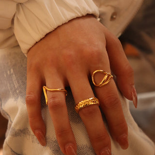 CHARM KLEOPATRA GOLD RING
