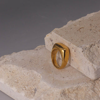 EVETTE PARRIS RING