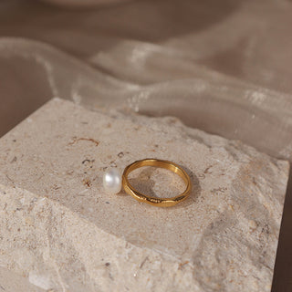 ISABELLE DANEL GOLD RING