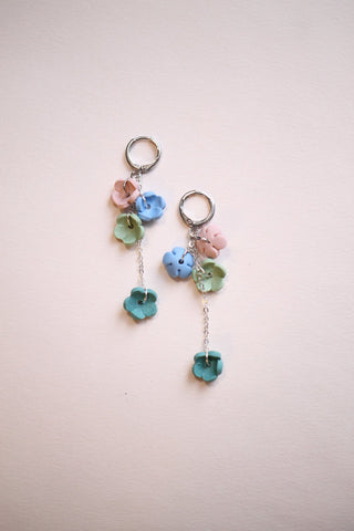 Wisteria Dangle in Spring Hues
