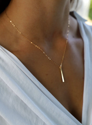 DX - PETITE BAR NECKLACE