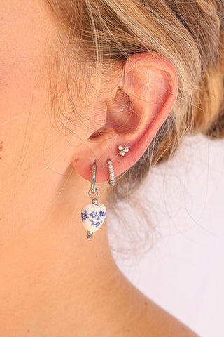 Pearl Trio Flat Back Stud