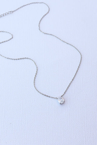 Mary Necklace