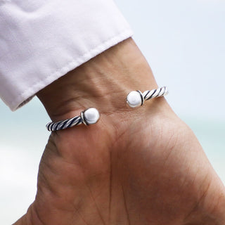 Winding Bangle