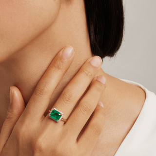 Envy- Queen Emerald Ring